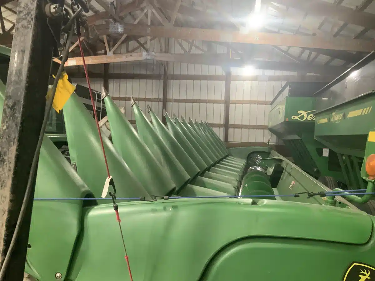Gallery image 2 for 2020 John Deere 712C Header - Row Crop