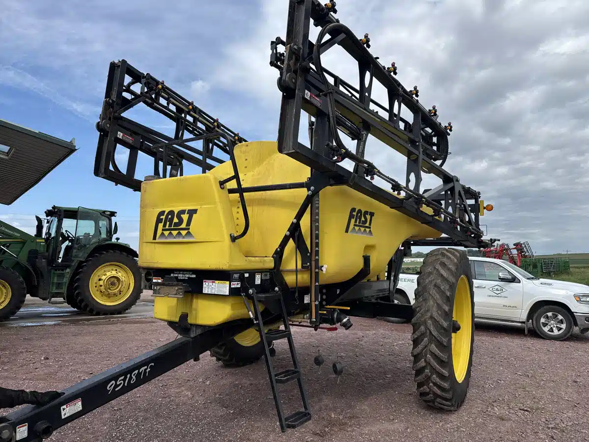 2015 Fast 9518TF Sprayer - Pull Type
