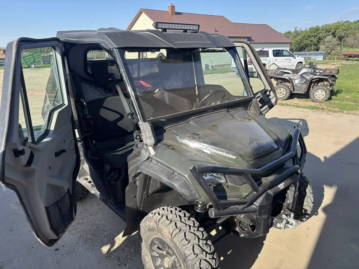 Gallery image 1 for 2024 Honda Pioneer 1000 ATV