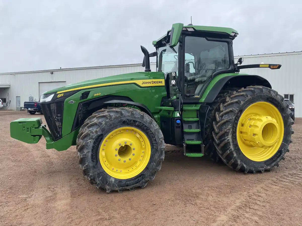 Gallery image 2 for 2025 John Deere 8R 340 Tractor
