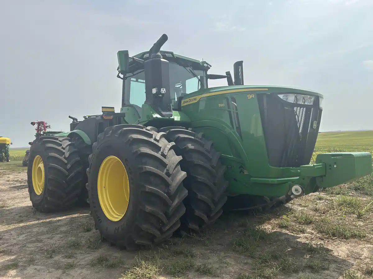 Gallery image 2 for 2025 John Deere 9R 590 Tractor