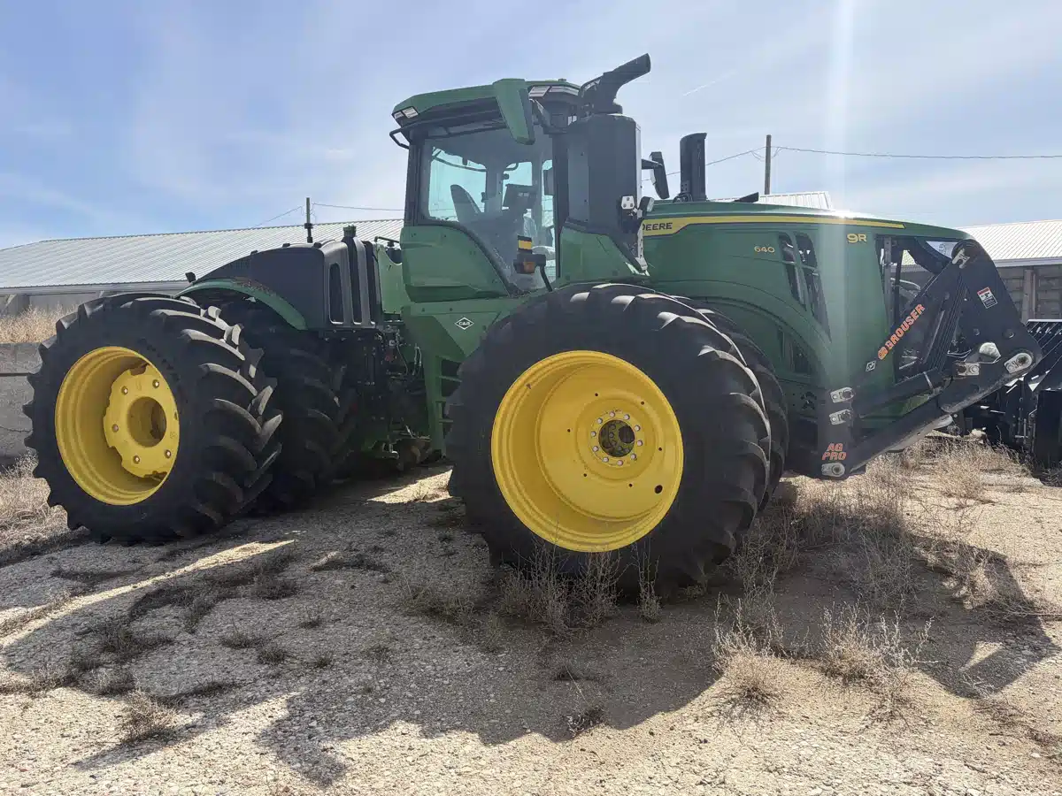 Photo de la Galerie 2 pour 2025 John Deere 9R 640 Tracteur