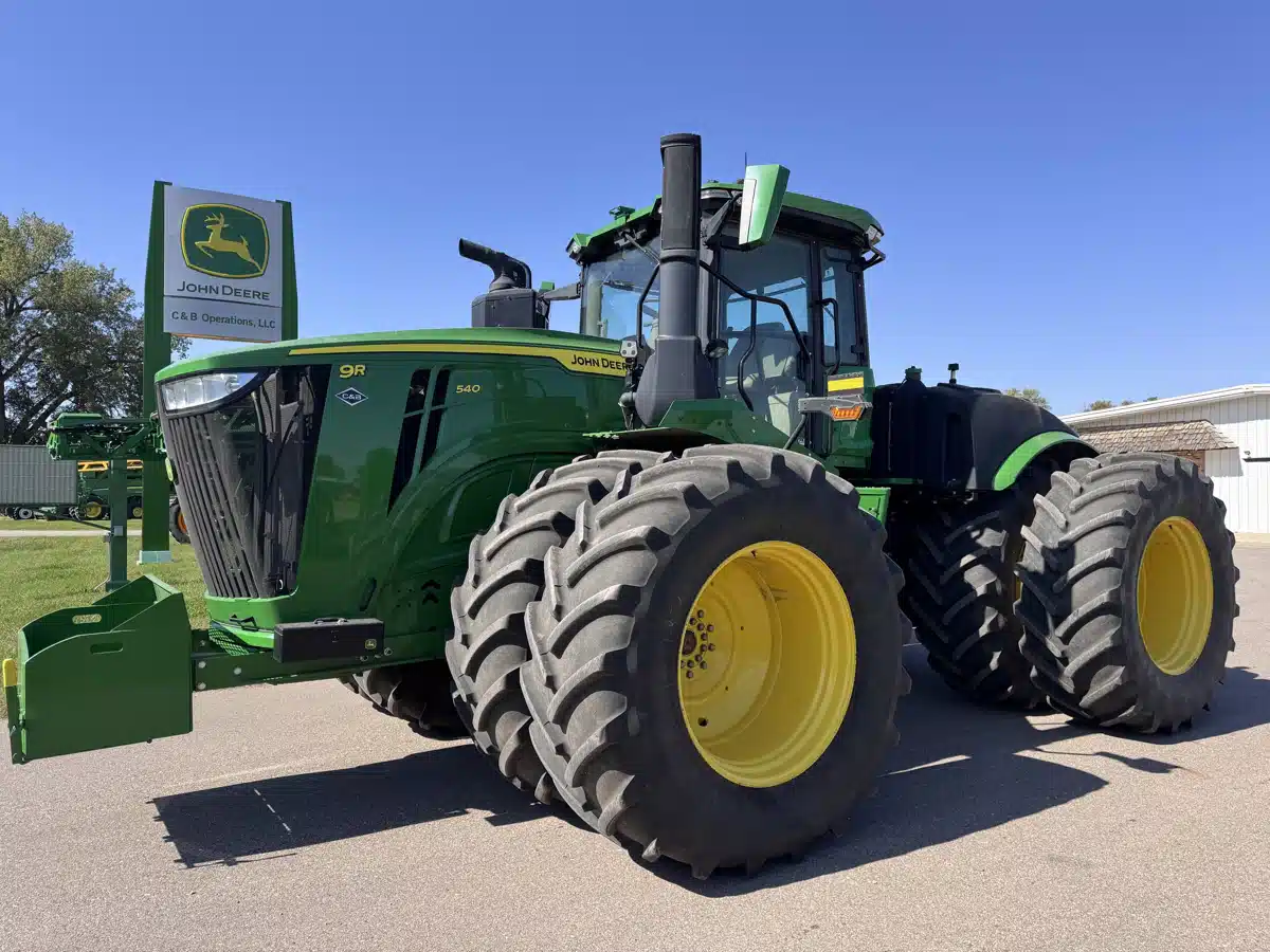 Gallery image 1 for 2022 John Deere 9R 540 Tractor
