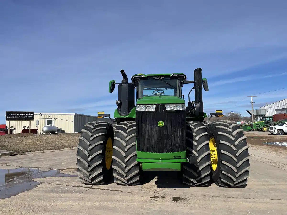 Photo de la Galerie 2 pour 2025 John Deere 9R 590 Tracteur