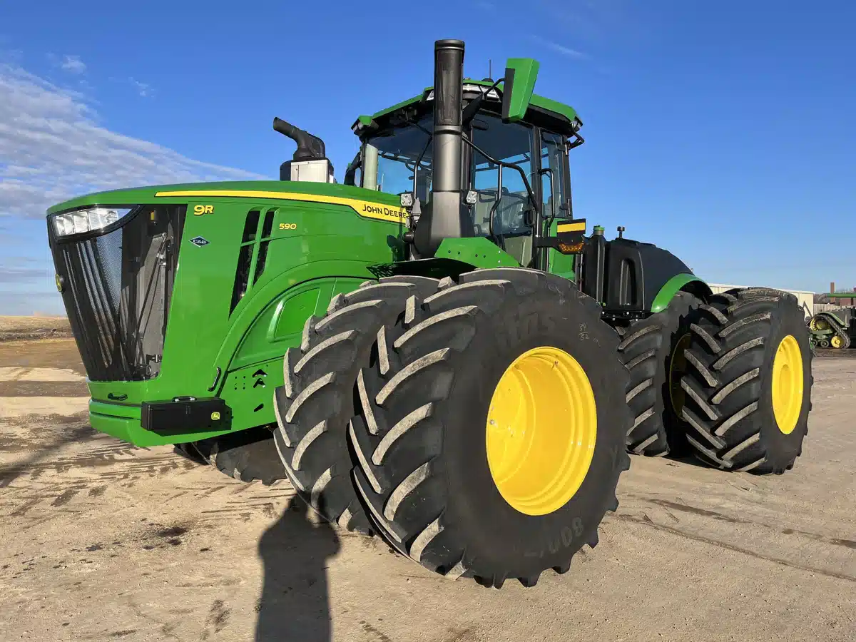 Gallery image 1 for 2025 John Deere 9R 590 Tractor