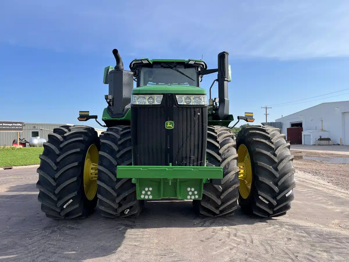 Photo de la Galerie 2 pour 2025 John Deere 9R 640 Tracteur
