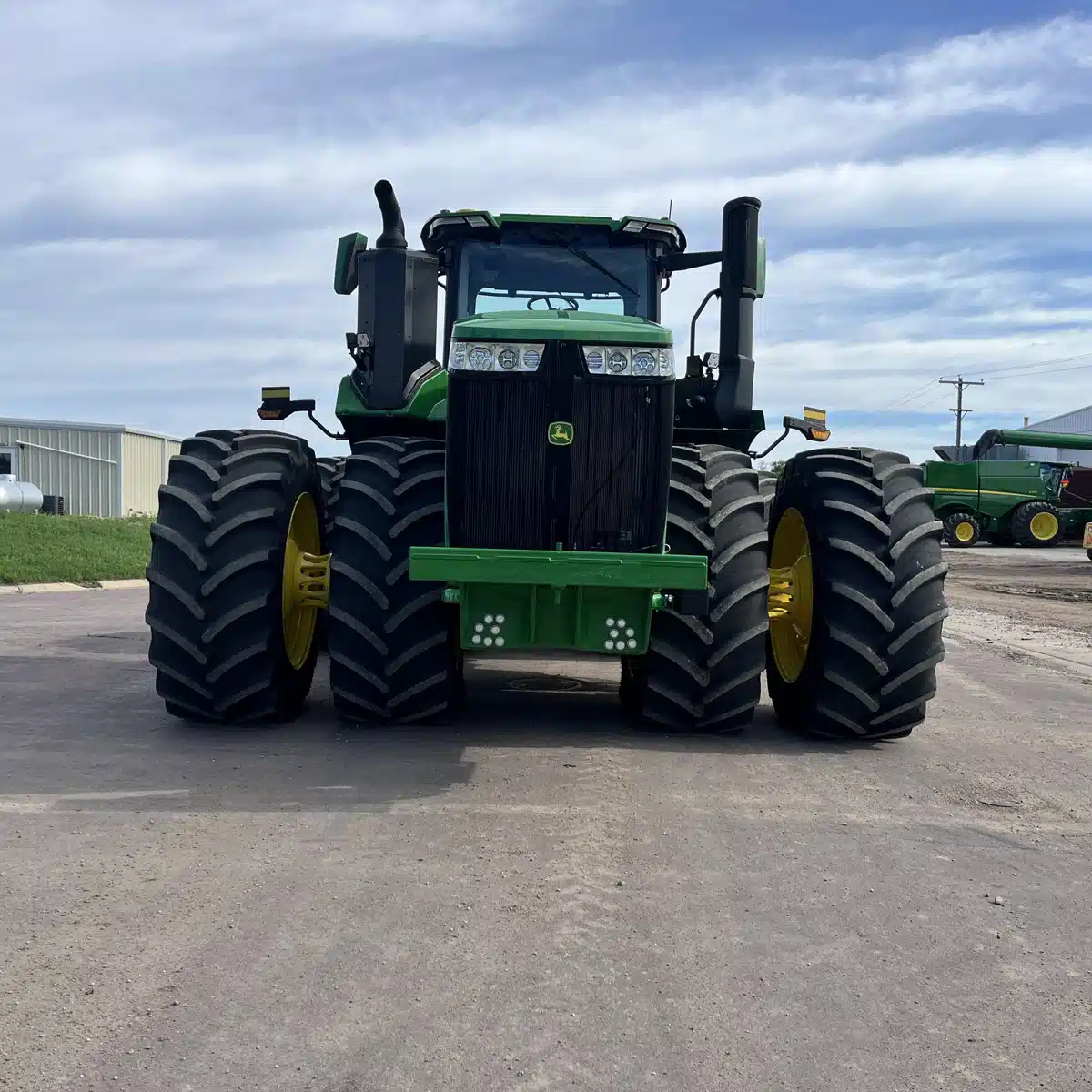 Photo de la Galerie 2 pour 2025 John Deere 9R 590 Tracteur