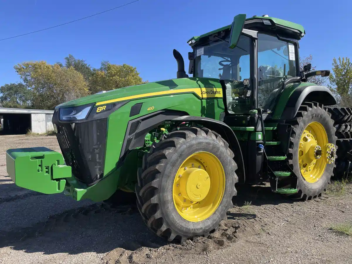 Gallery image 2 for 2025 John Deere 8R 410 Tractor