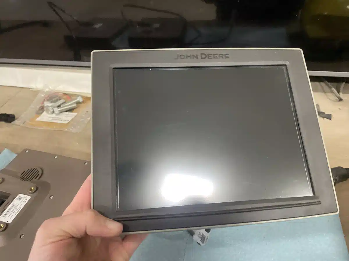 Gallery image 2 for 2022 John Deere Gen 4 Extend Monitor Guidance System