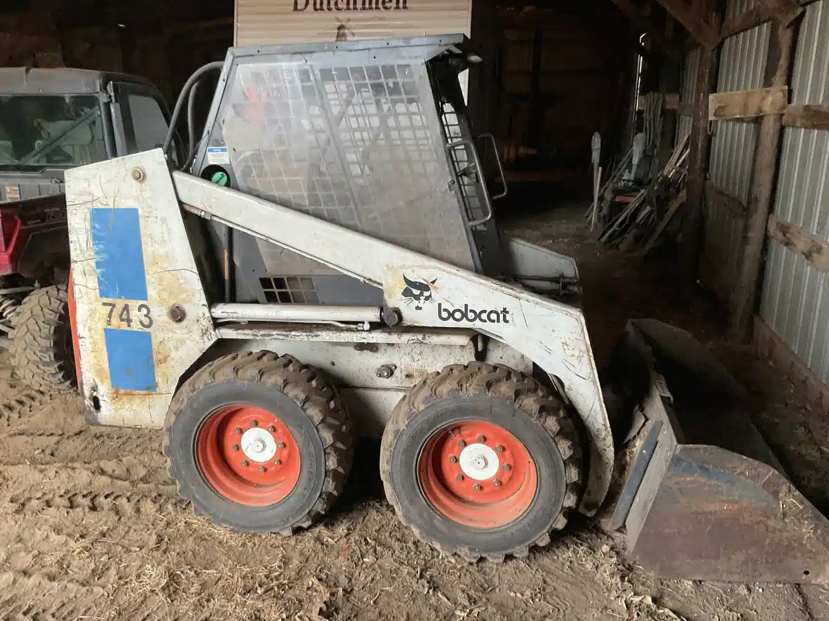 1989 Bobcat 743 Skid Steer