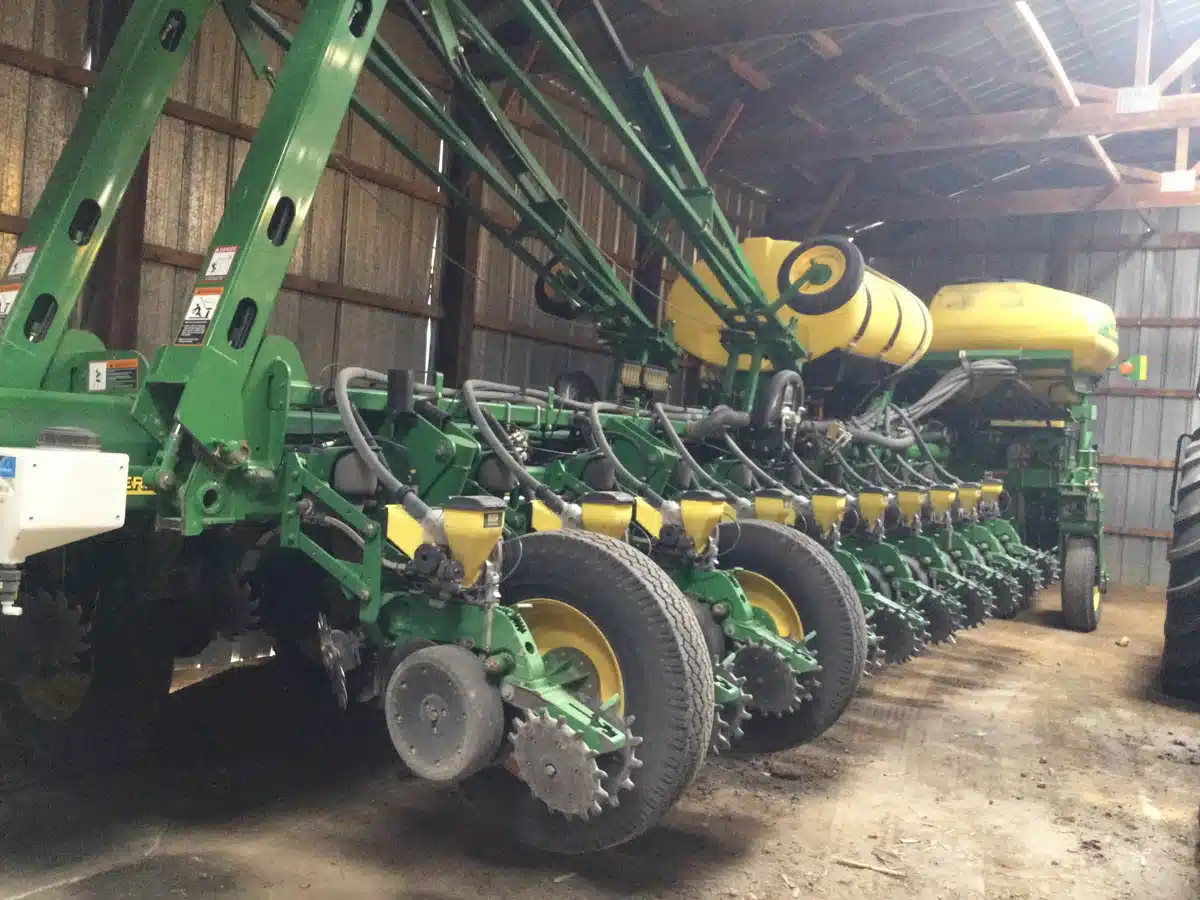 2010 John Deere 1770NT CCS Planter