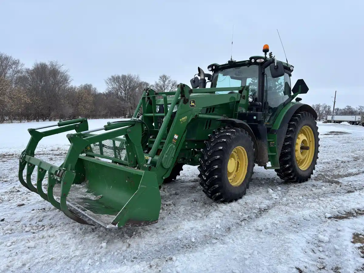 Gallery image 1 for 2015 John Deere 6150R Tractor