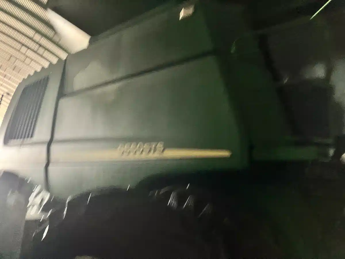 Gallery image 2 for 2005 John Deere 9660 STS Combine