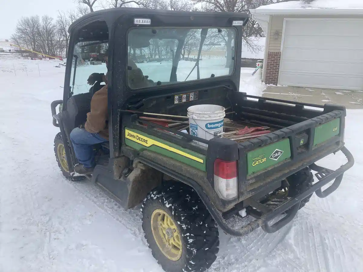 Gallery image 2 for 2024 John Deere XUV 835M Utility Vehicle