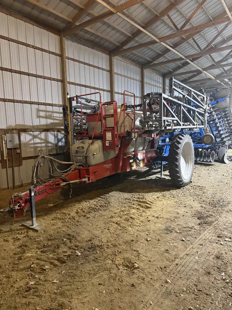 2019 Top Air TA1200 Sprayer - Pull Type