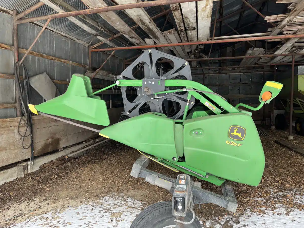 Gallery image 1 for 2013 John Deere 635F Header - Flex