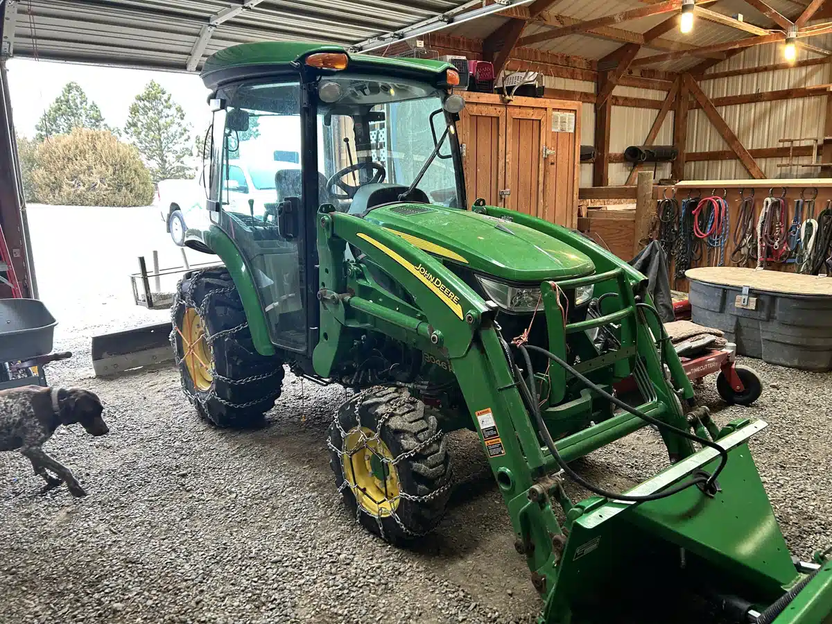 2014 John Deere 3046R Tractor