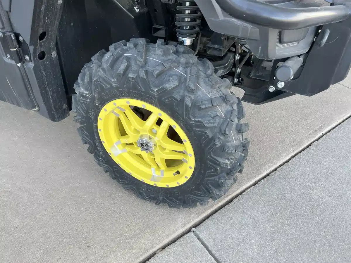 Gallery image 2 for John Deere 865R ATV