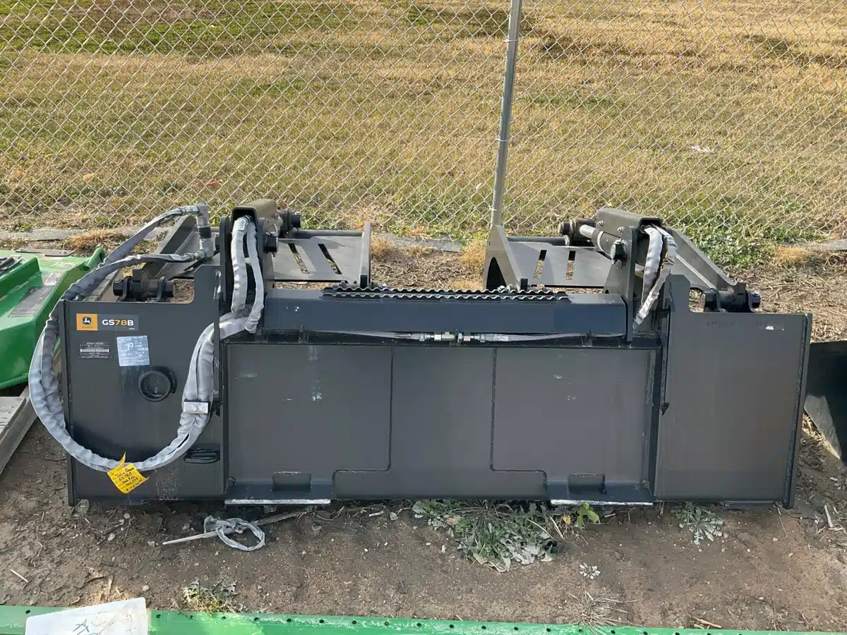 Gallery image 2 for John Deere GS78B Attachment