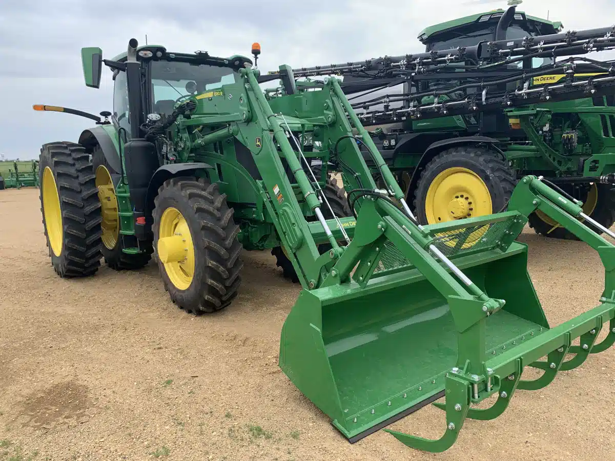 Gallery image 1 for 2025 John Deere 6R 195 Tractor