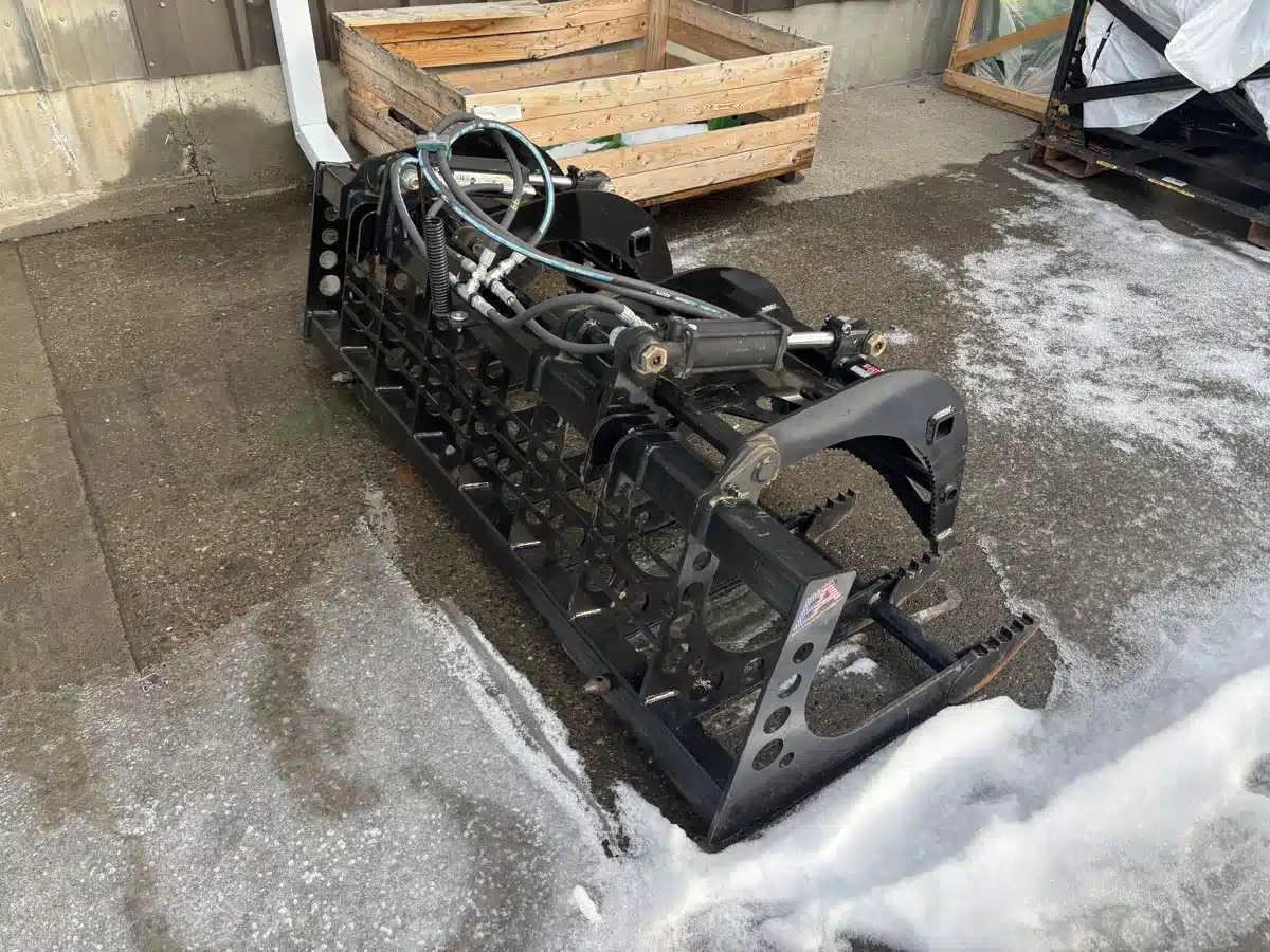 Miscellaneous Grapple Attachment