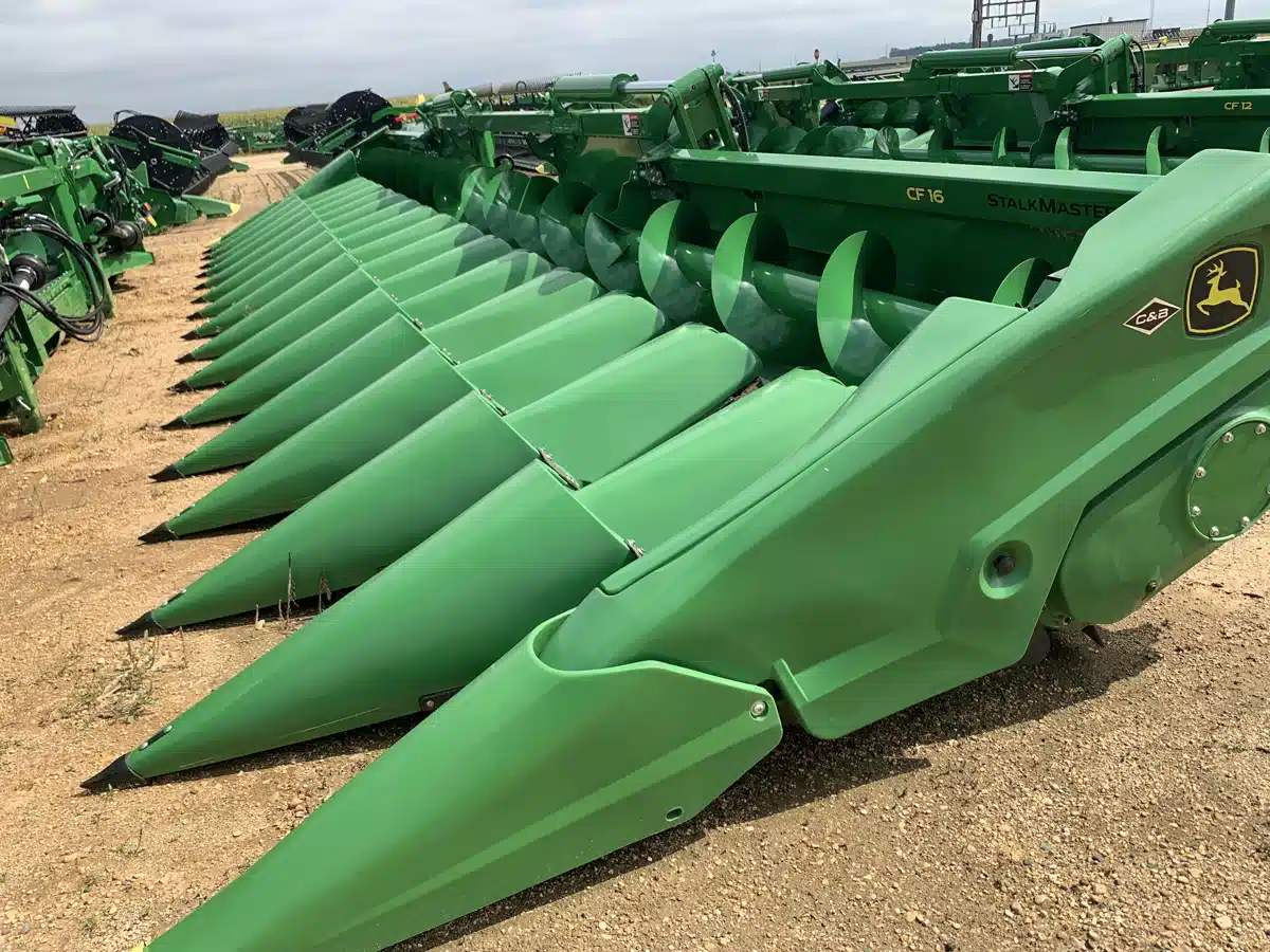 Photo de la Galerie 1 pour 2025 John Deere CF 16 Nez - Maïs