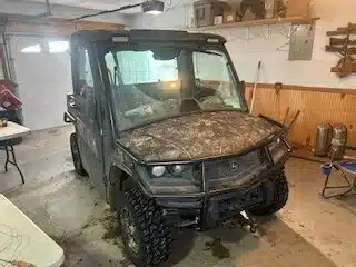 Gallery image 2 for 2024 John Deere XUV 835R Utility Vehicle