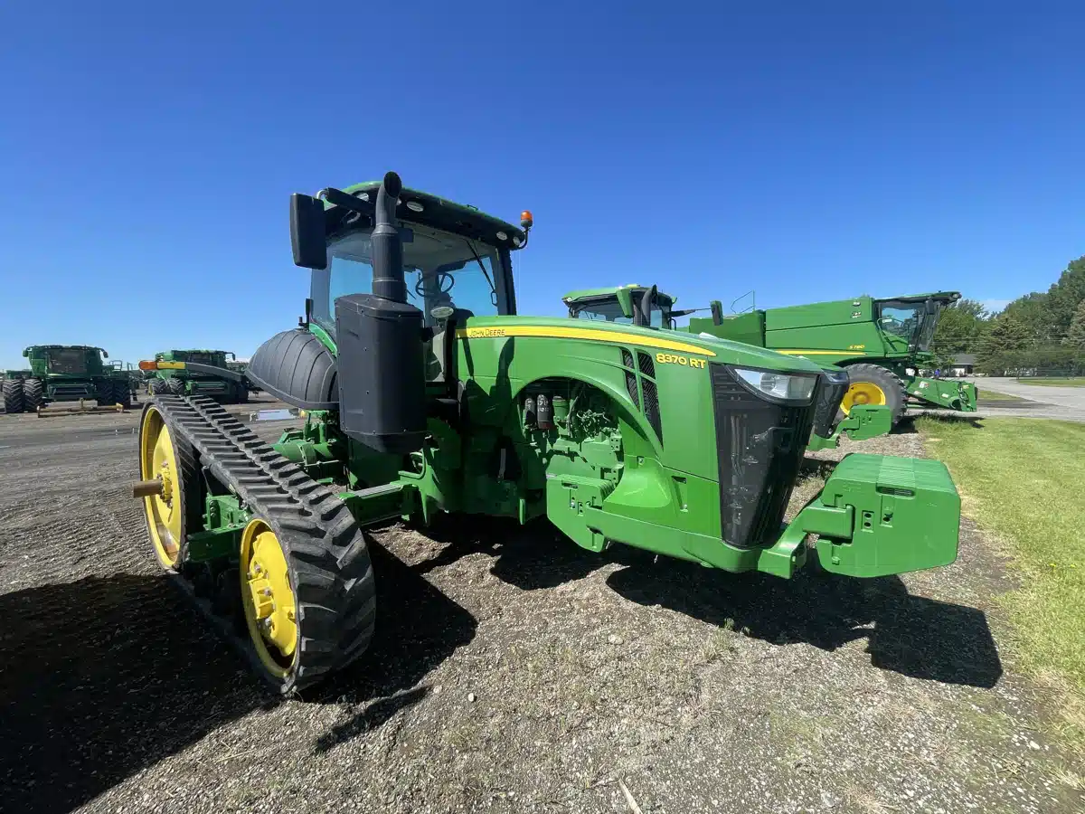 Gallery image 2 for 2020 John Deere 8370RT Tractor
