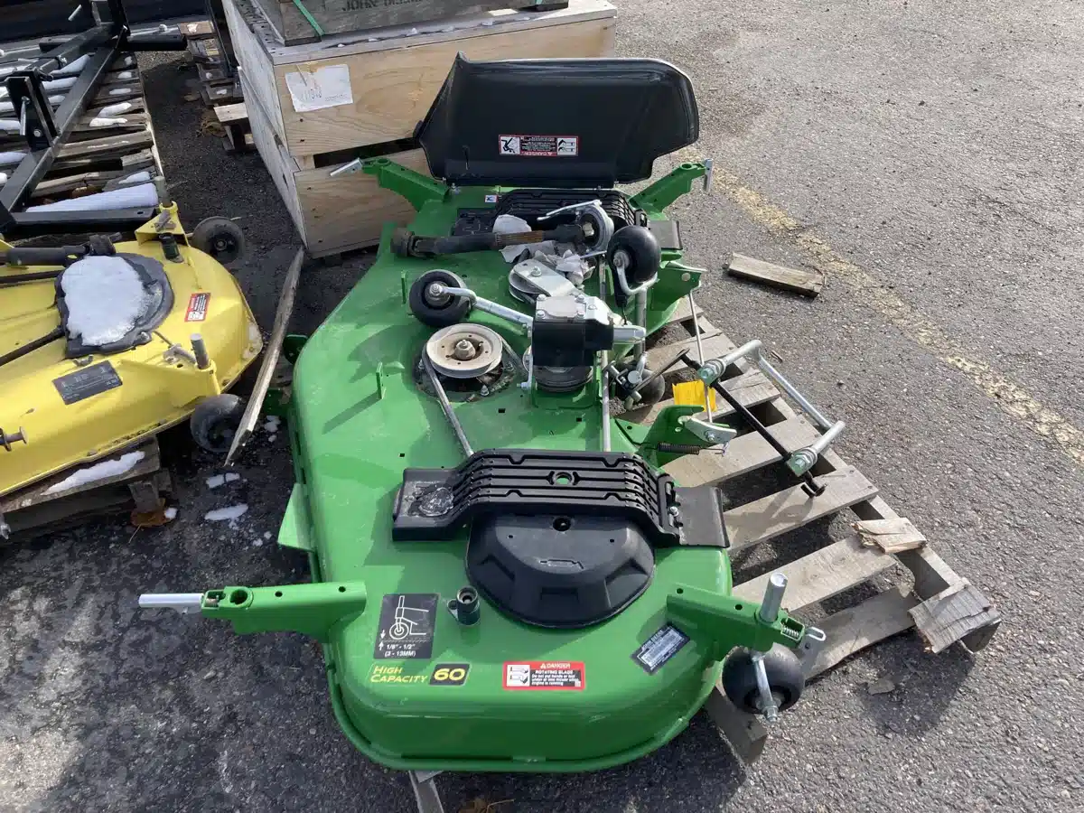 Gallery image 1 for 2023 John Deere 60" High Capacity Mower Deck Attachment