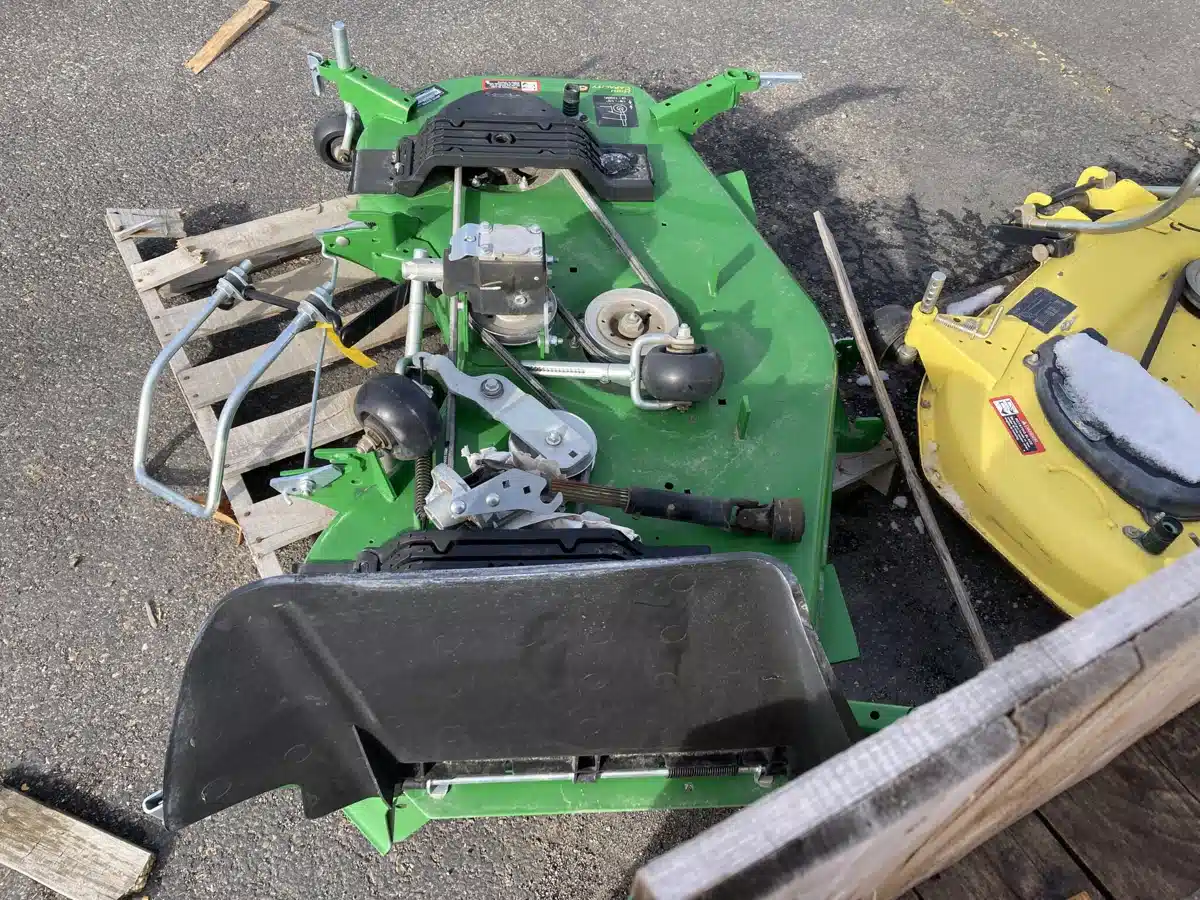 Gallery image 2 for 2023 John Deere 60" High Capacity Mower Deck Attachment