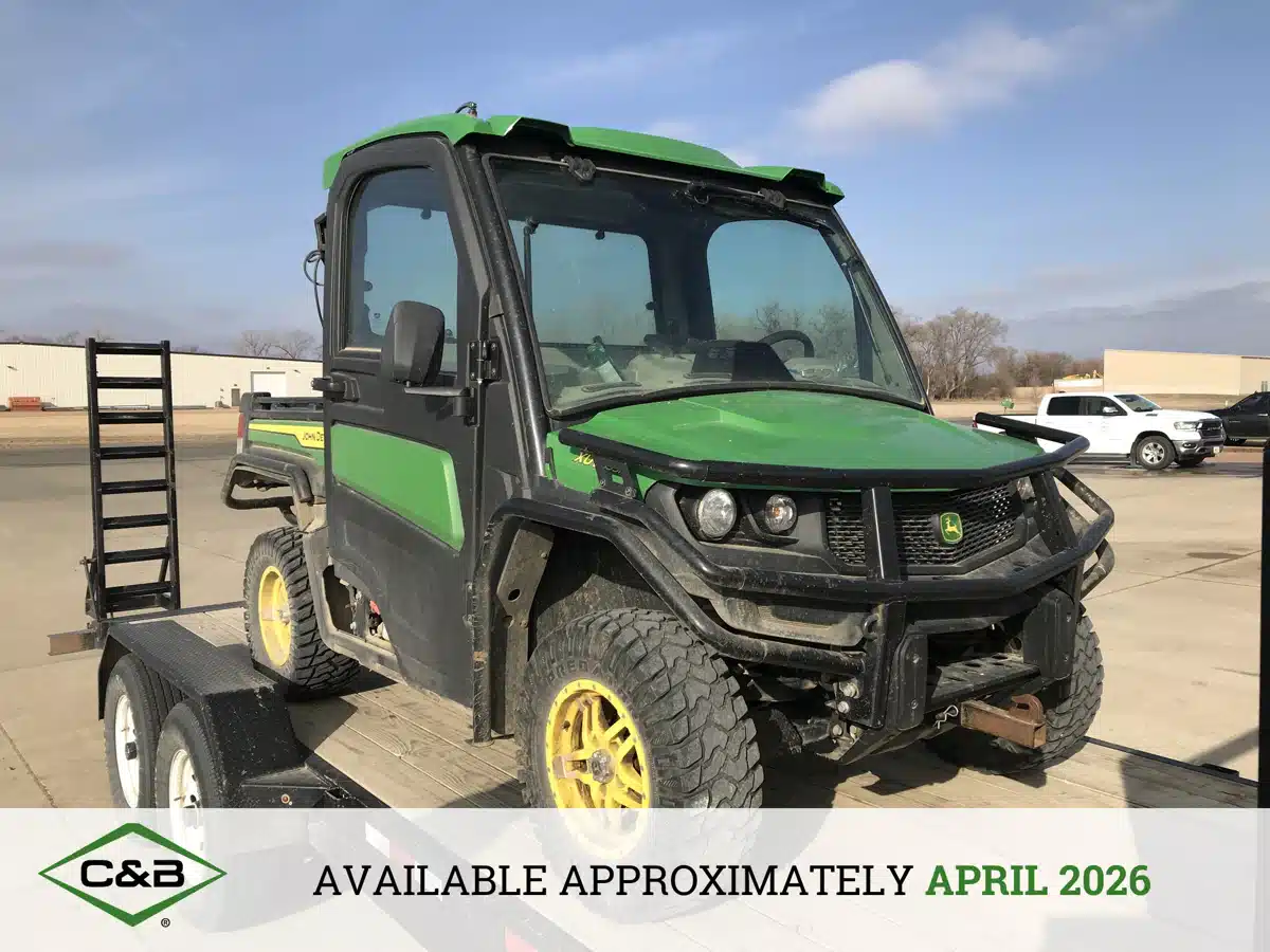 2023 John Deere XUV 835R Utility Vehicle