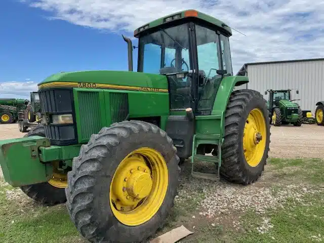 Photo de la Galerie 1 pour 1994 John Deere 7800 Tracteur