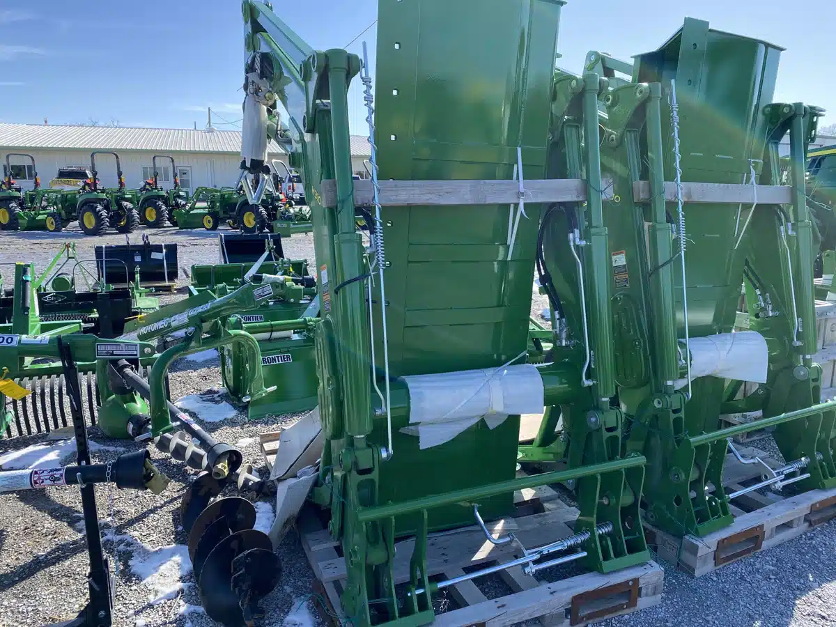 Gallery image 2 for 2023 John Deere H310 Front End Loader