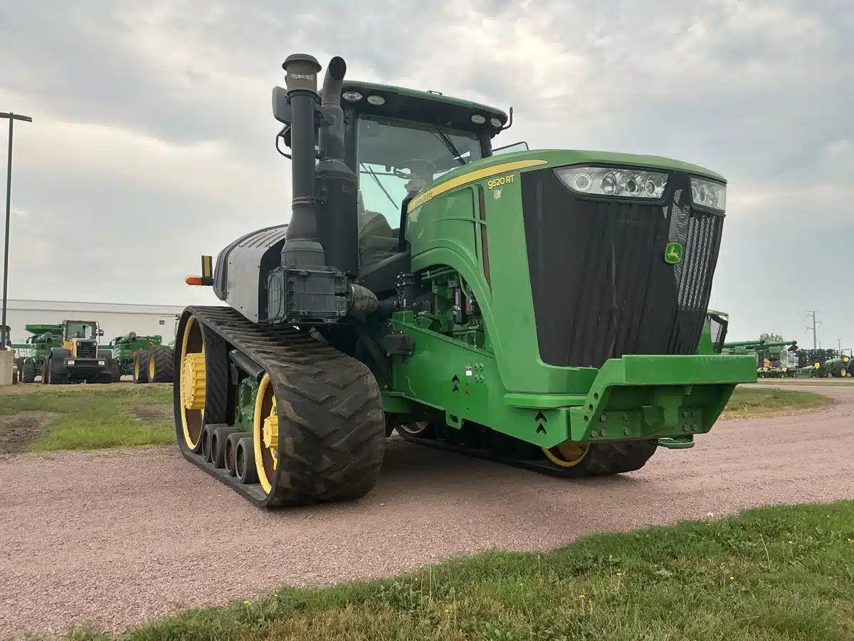 Gallery image 2 for 2017 John Deere 9520RT Tractor