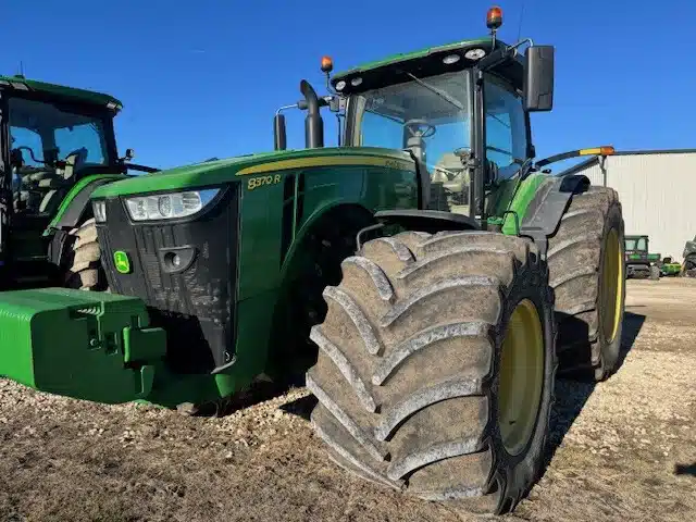 Gallery image 2 for 2018 John Deere 8370R Tractor