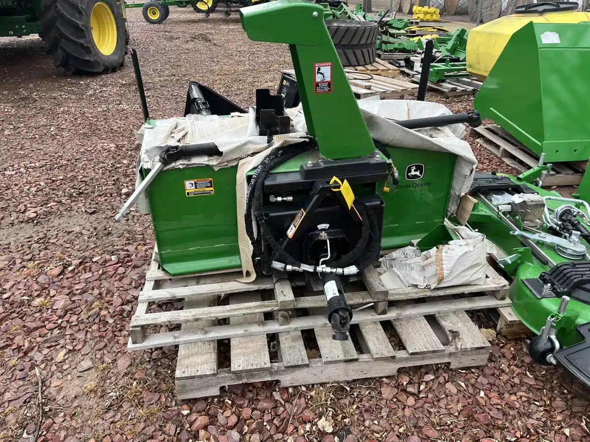 Gallery image 2 for John Deere 54 INCH Attachment
