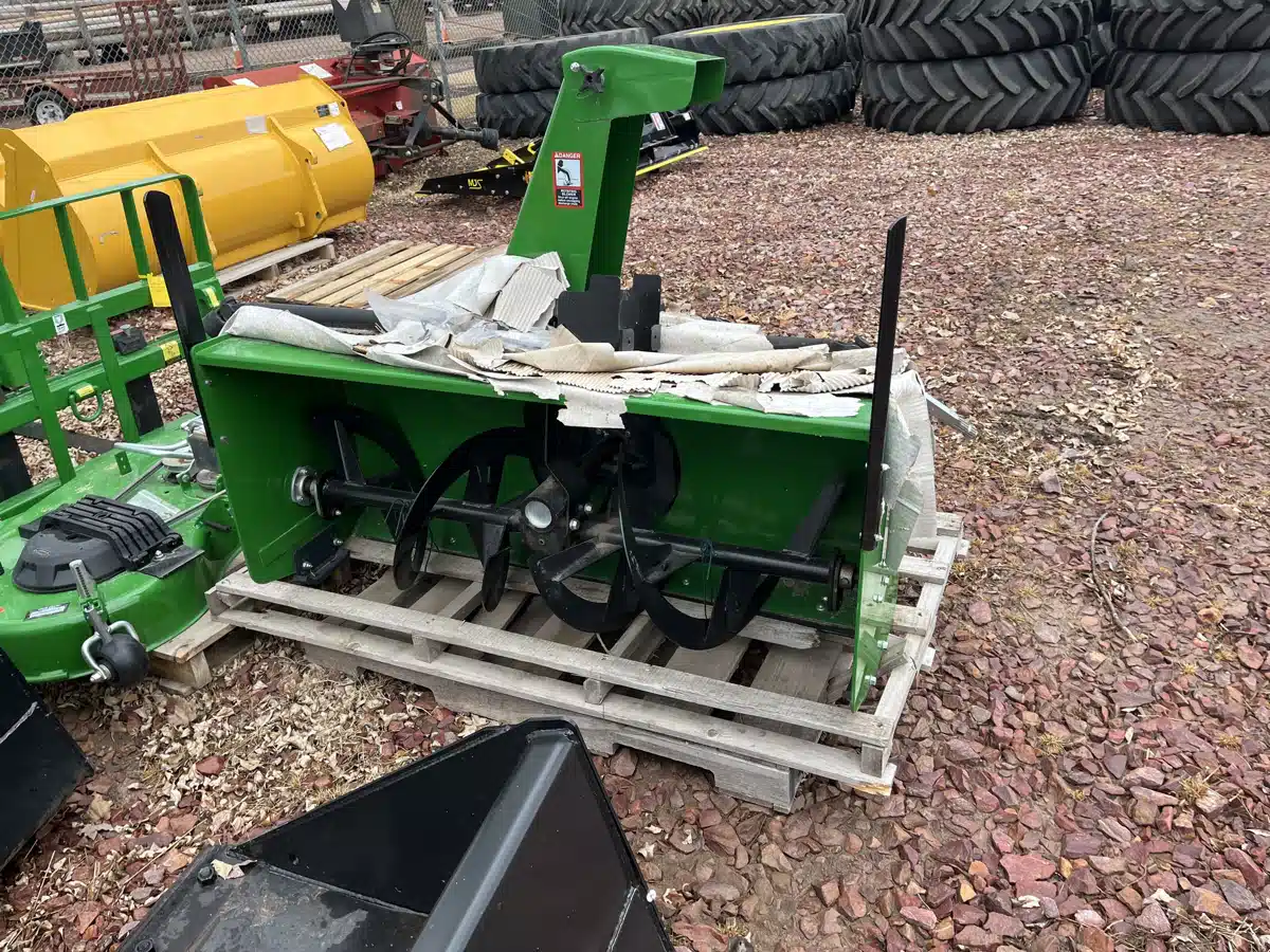 Gallery image 1 for John Deere 54 INCH Attachment