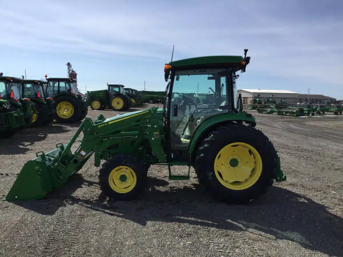 Gallery image 2 for John Deere 4052R Tractor