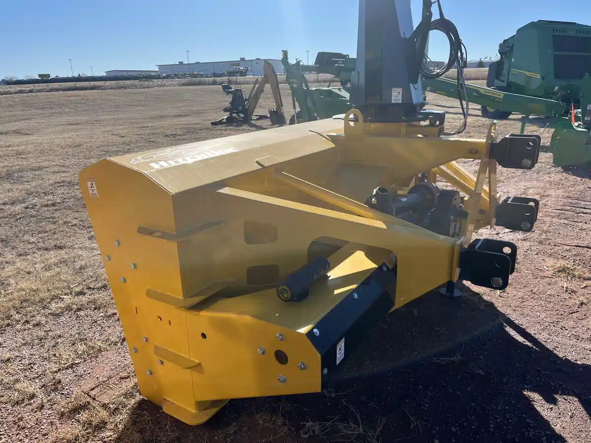 Gallery image 2 for HitchDoc HDS10210 Snow Blower