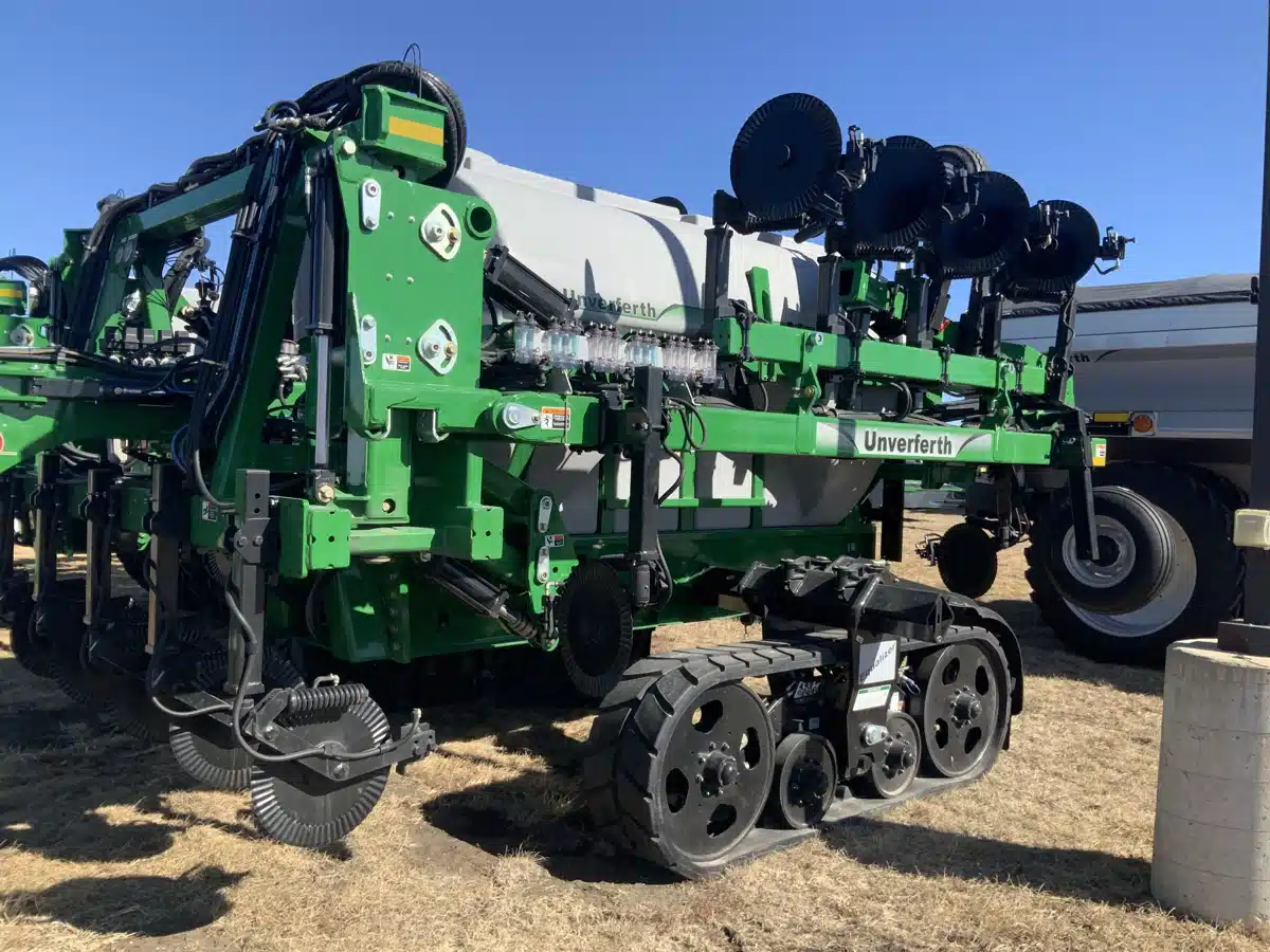 Photo de la Galerie 1 pour Unverferth 2600-60 Applicateur anhydre