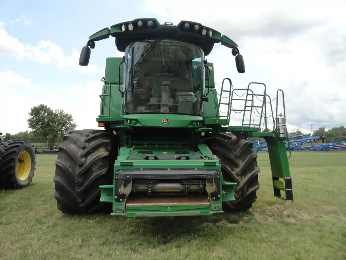 Photo de la Galerie 2 pour 2024 John Deere S790 Batteuse