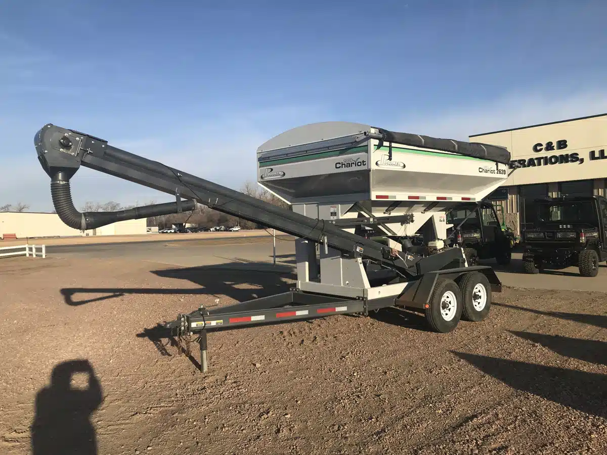 2014 Parker Seed Chariot 2620 Tender