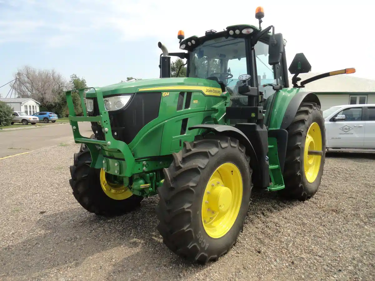 Photo de la Galerie 1 pour 2025 John Deere 6M 165 Tracteur