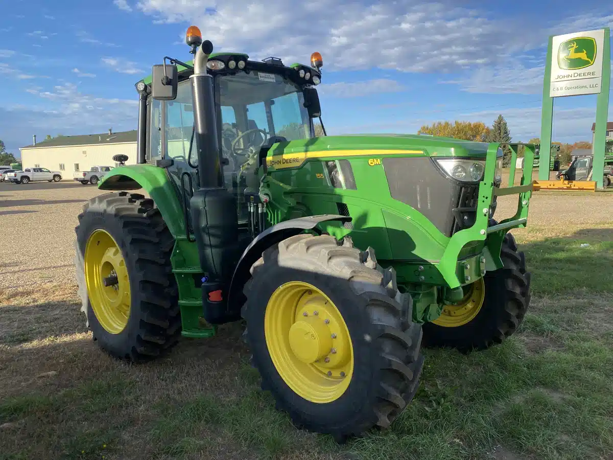 Photo de la Galerie 1 pour 2025 John Deere 6155M Tracteur