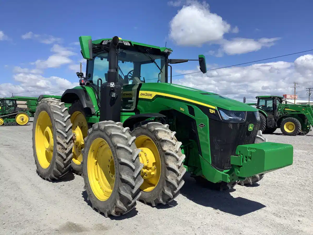 Gallery image 1 for 2023 John Deere 8R 310 Tractor