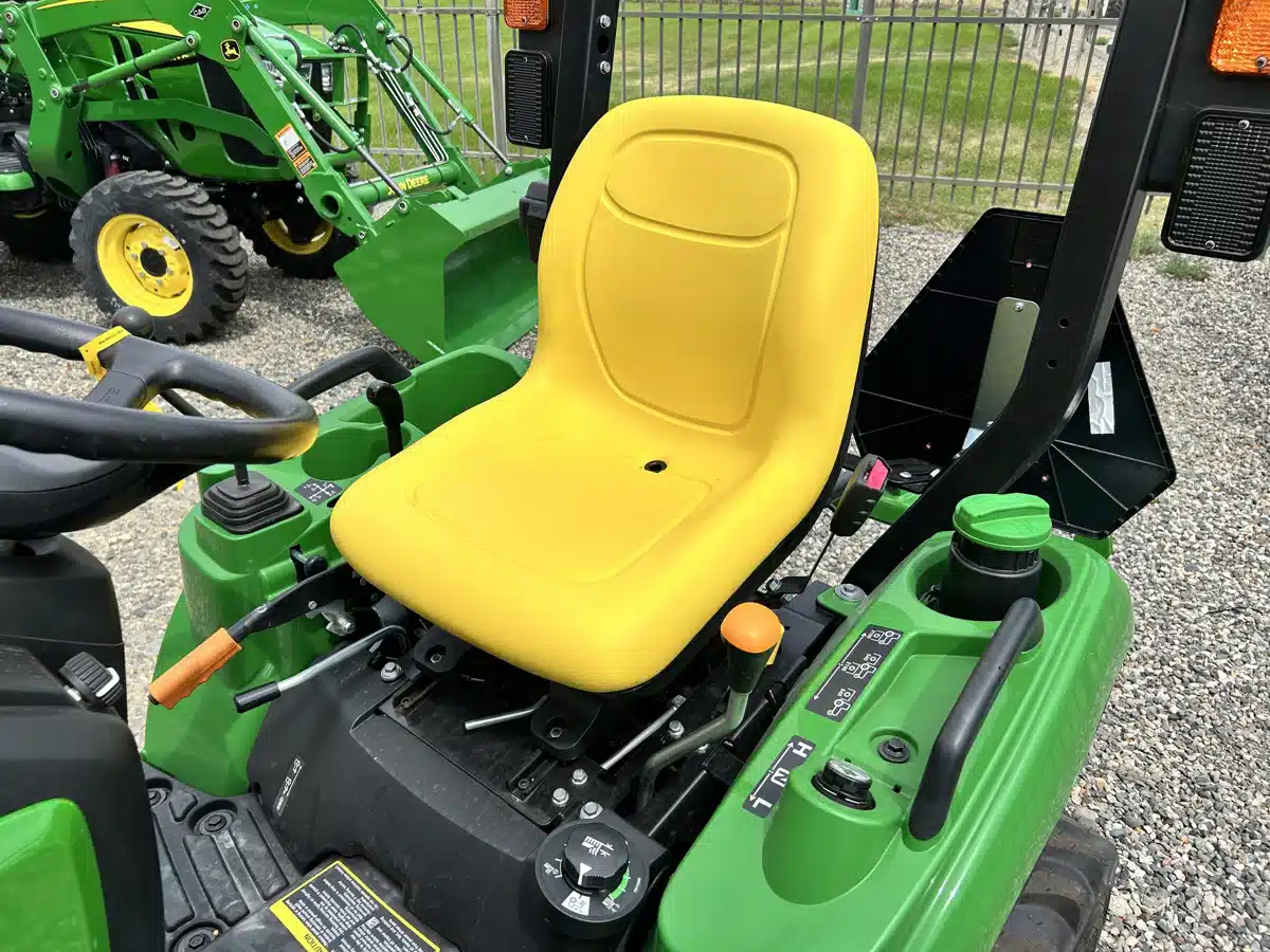 Gallery image 2 for 2025 John Deere 1023E Tractor