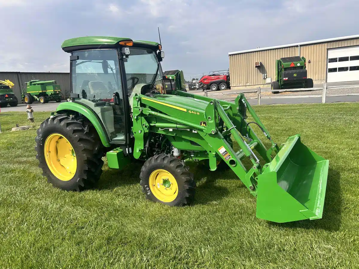 Gallery image 2 for 2025 John Deere 4075R Tractor