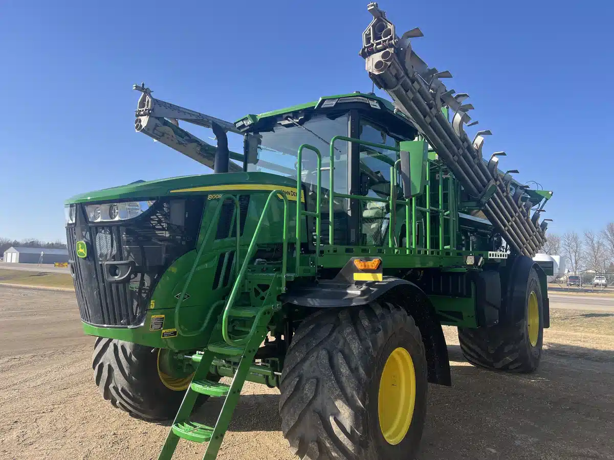 Gallery image 2 for 2025 John Deere 800R Anhydrous Applicator