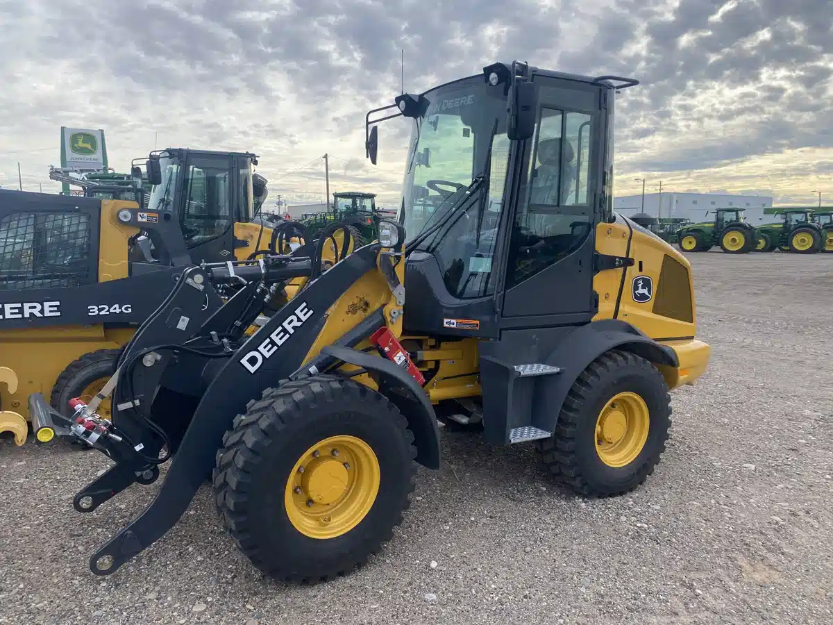 Gallery image 1 for 2025 John Deere 244P Tractor Loader