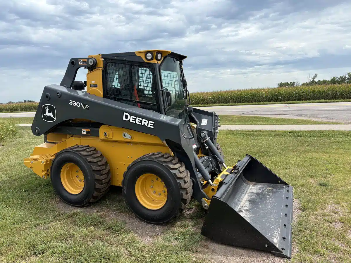 Gallery image 1 for 2025 John Deere 330 P Excavator